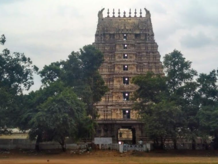 Jalakandeswarar Temple-5